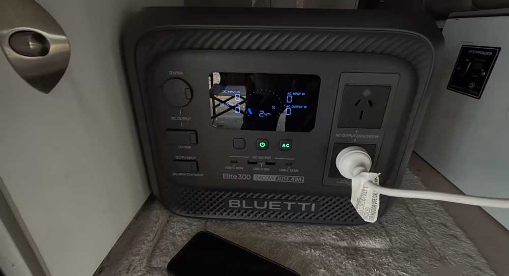 Bluetti Elite 300 Experience